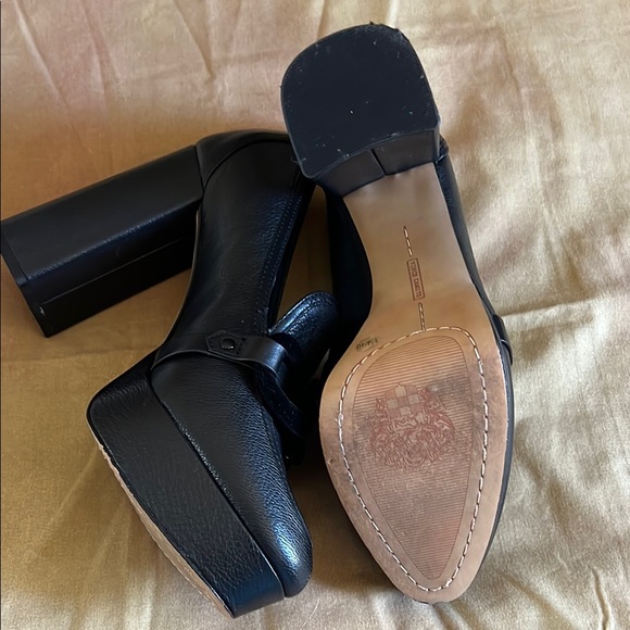 Vince Camuto Black Heels with Block Heel - Picture 3 of 8